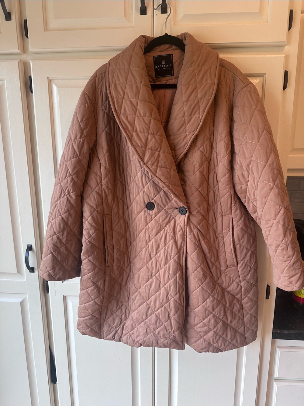 bagatelle Quilted Shawl-Collar Puffer Coat in Dusty Mauve